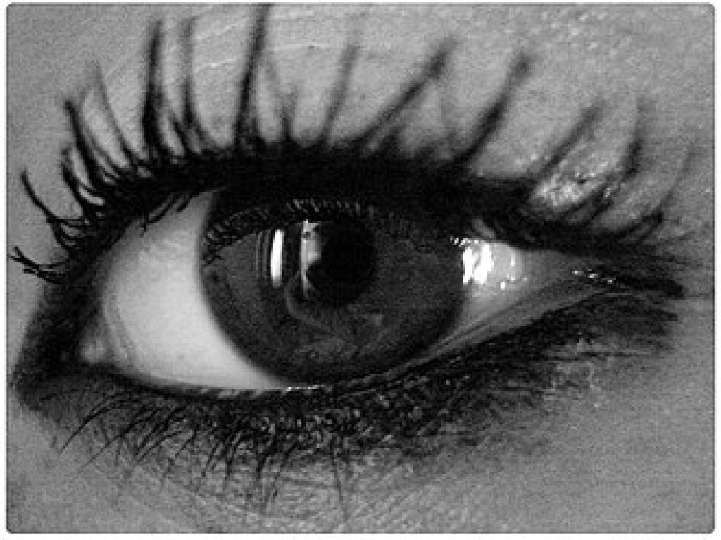 Islamic rulings on wearing kohl For  women